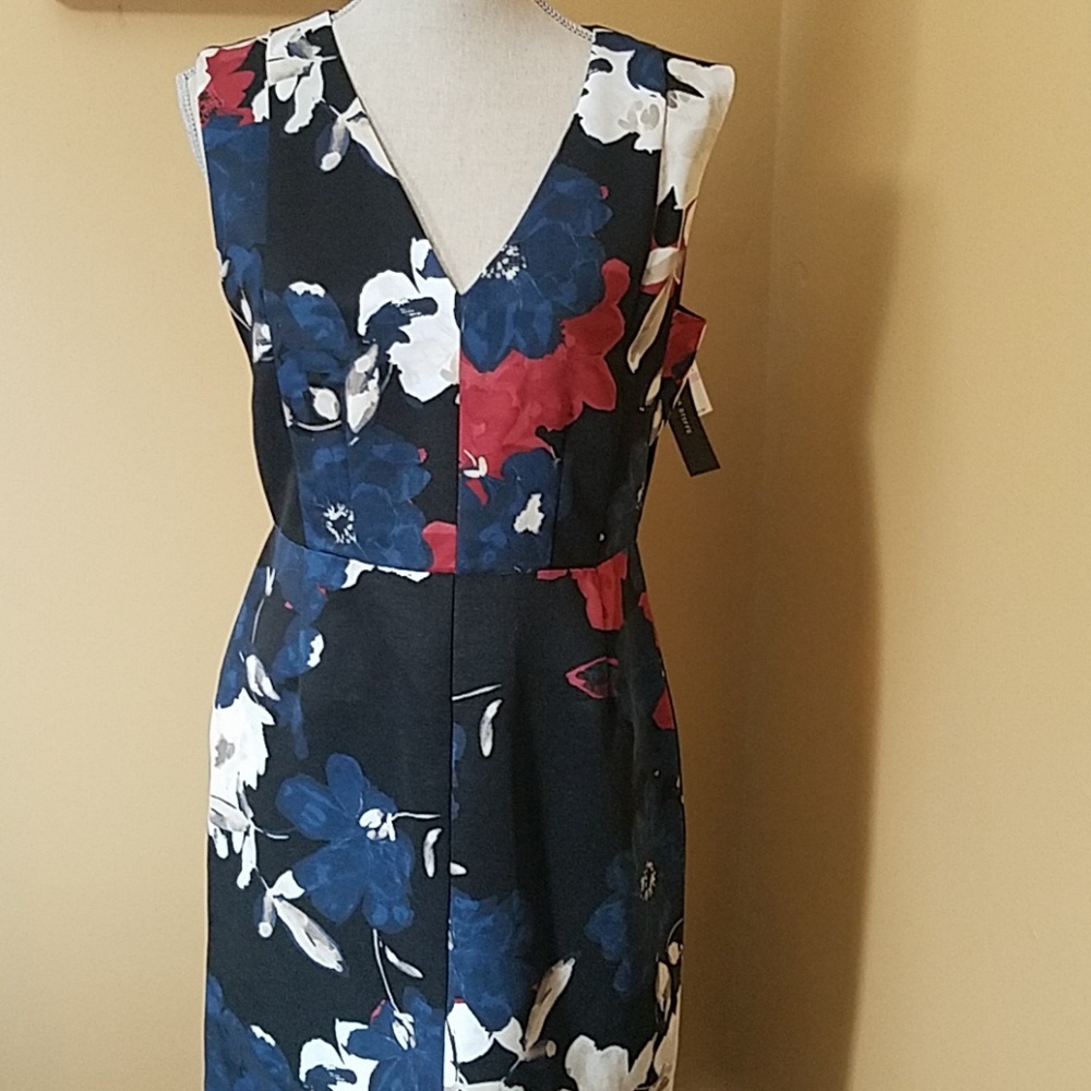 NWT Cynthia Steffe Elodie Floral V Neck Dress 6 - Picture 2 of 8